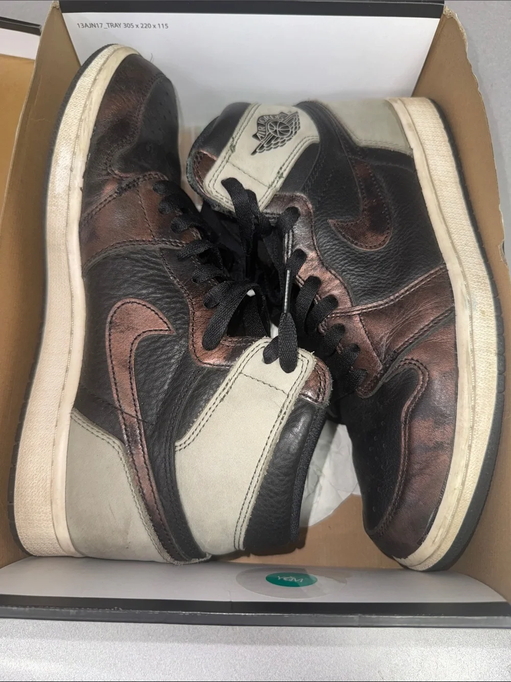 Nike Air Jordan 1 Retro High OG Patina